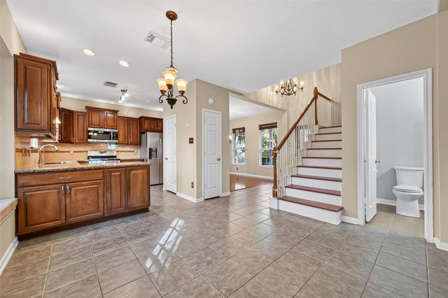 66 N Delta Mill Circle, Conroe, TX 77385