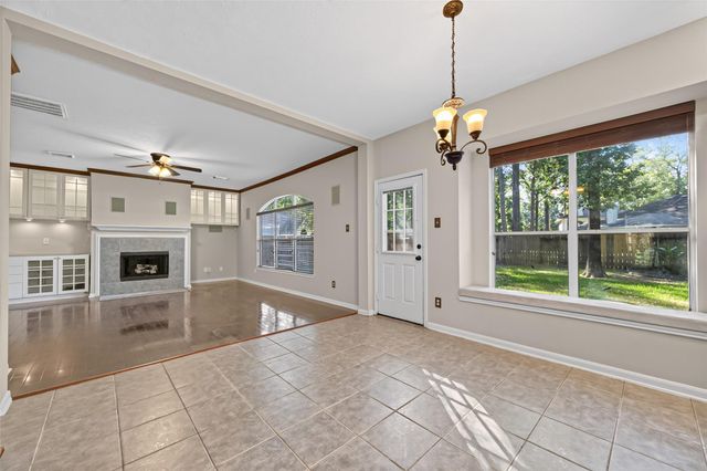 66 N Delta Mill Circle, Conroe, TX 77385
