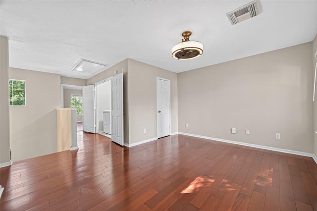66 N Delta Mill Circle, Conroe, TX 77385