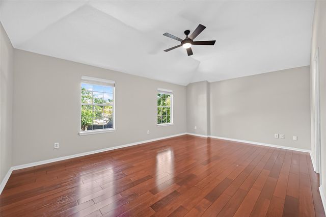 66 N Delta Mill Circle, Conroe, TX 77385
