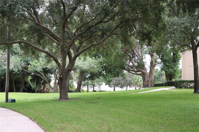 812 PARK LAKE CIRCLE 7, Maitland, FL 32751