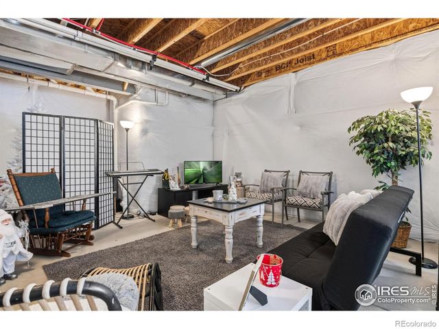 5247 Alberta Falls Street, Timnath, CO 80547