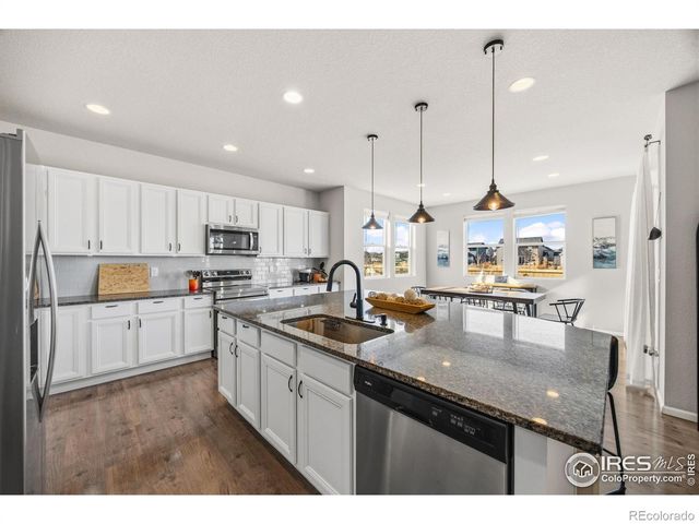 5247 Alberta Falls Street, Timnath, CO 80547