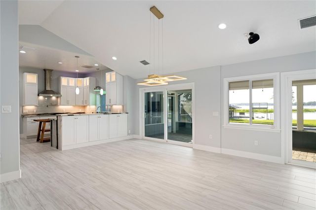 4931 DORA DRIVE, Mount Dora, FL 32757