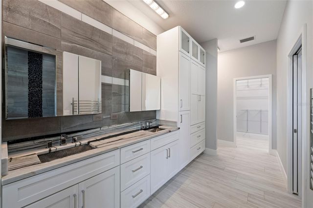 4931 DORA DRIVE, Mount Dora, FL 32757
