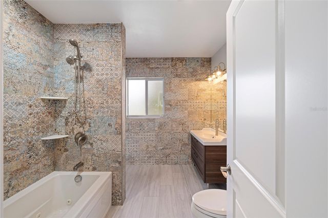 4931 DORA DRIVE, Mount Dora, FL 32757