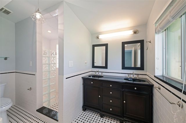 4931 DORA DRIVE, Mount Dora, FL 32757