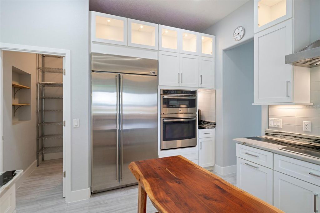 Image 20 of property listing at 4931 DORA DRIVE, Mount Dora, FL 32757