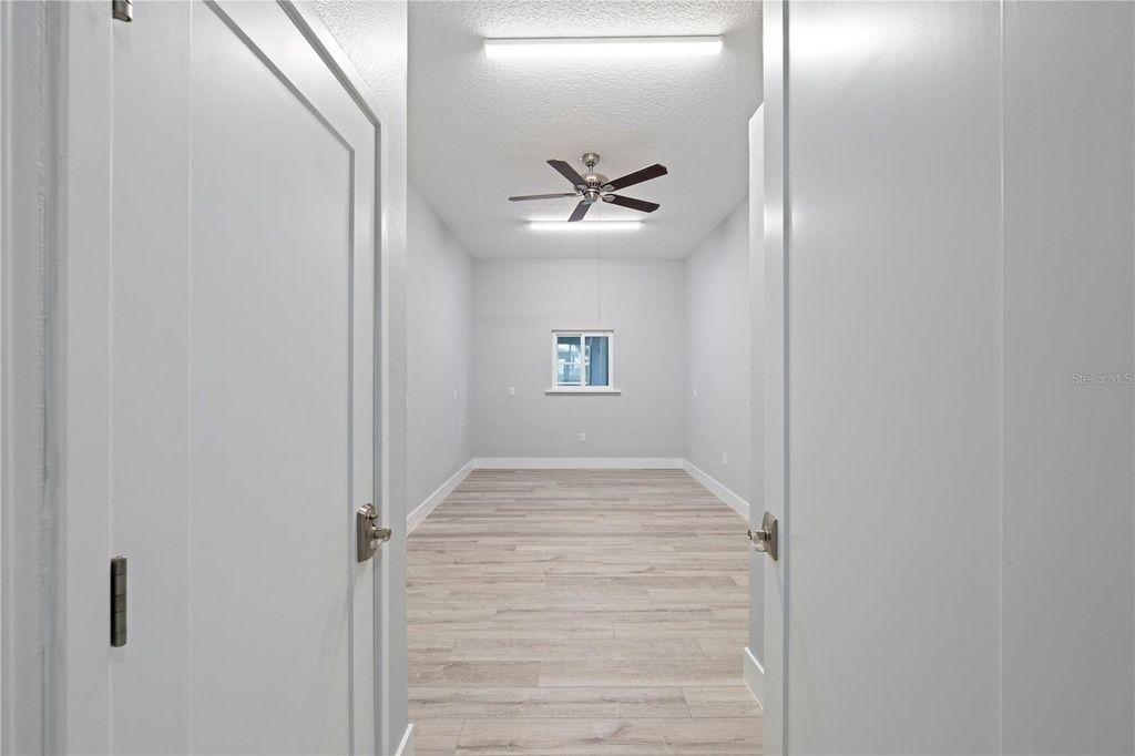 Image 41 of property listing at 4931 DORA DRIVE, Mount Dora, FL 32757