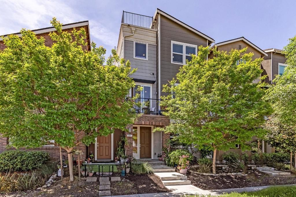 Image 1 of property listing at 391 Charles Morris Terrace, Sunnyvale, CA 94085