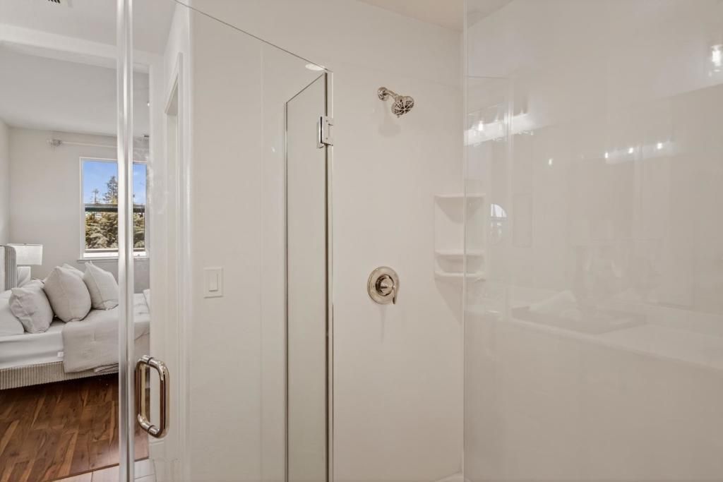 Image 11 of property listing at 391 Charles Morris Terrace, Sunnyvale, CA 94085