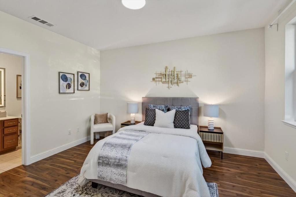 Image 12 of property listing at 391 Charles Morris Terrace, Sunnyvale, CA 94085