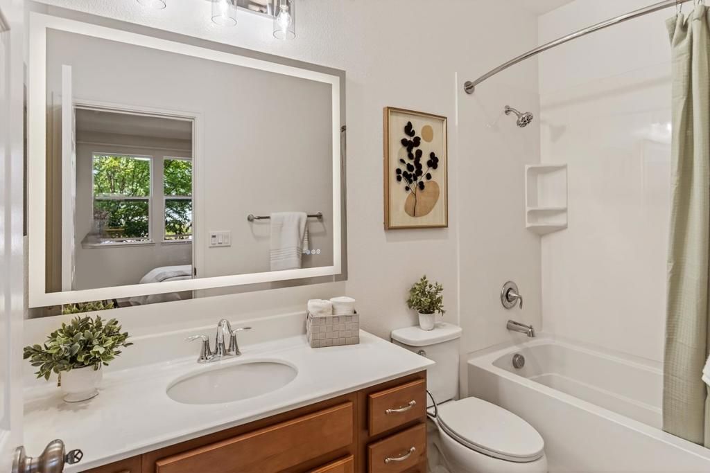 Image 17 of property listing at 391 Charles Morris Terrace, Sunnyvale, CA 94085