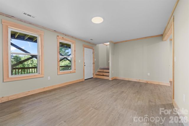 212 Brigsy Lane, Whittier, NC 28789