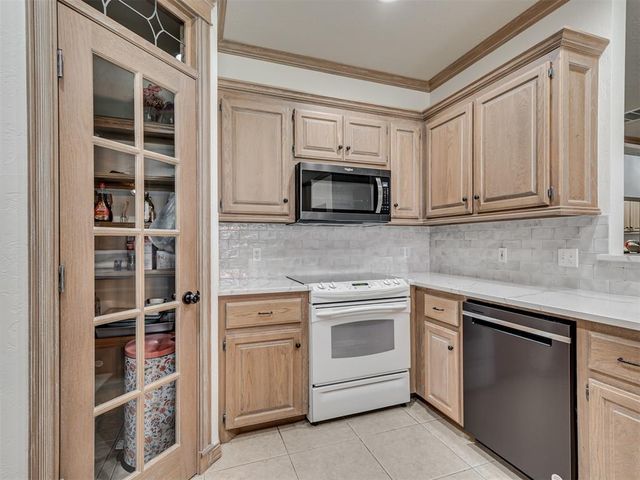 1240 Penny Lane, El Reno, OK 73036