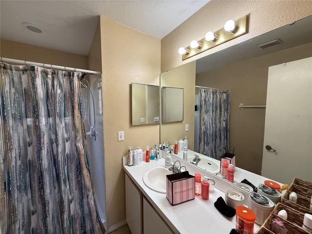2006 ROYAL BAY BOULEVARD 126, Kissimmee, FL 34746