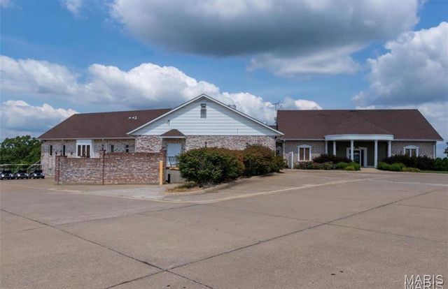 6110 Shenandoah Drive, Hillsboro, MO 63050