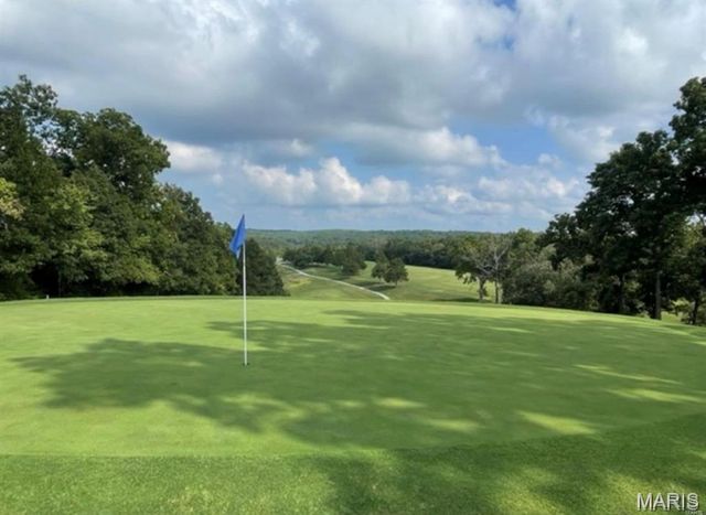 6110 Shenandoah Drive, Hillsboro, MO 63050