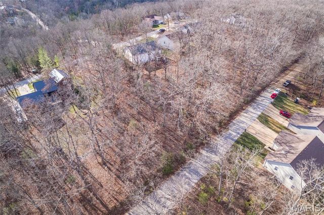 6110 Shenandoah Drive, Hillsboro, MO 63050