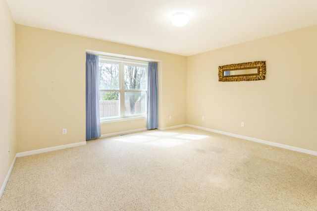 9125 Medley Circle, Golden Valley, MN 55427