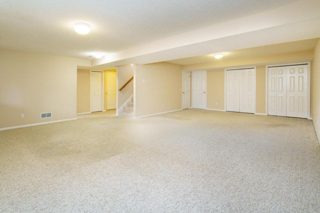 9125 Medley Circle, Golden Valley, MN 55427