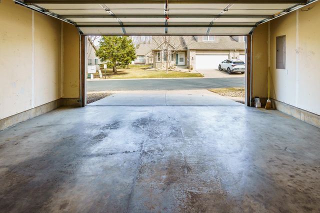 9125 Medley Circle, Golden Valley, MN 55427