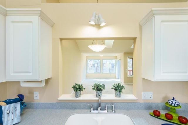 9125 Medley Circle, Golden Valley, MN 55427