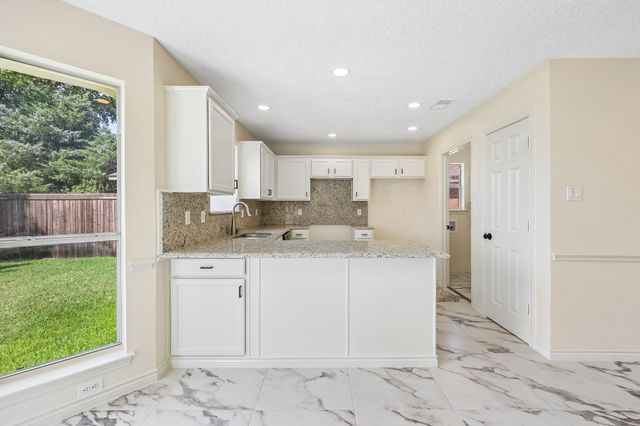 2601 Dandelion Lane, Rowlett, TX 75089