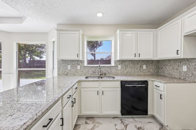 2601 Dandelion Lane, Rowlett, TX 75089