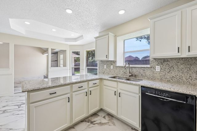 2601 Dandelion Lane, Rowlett, TX 75089