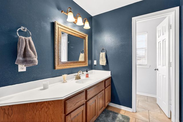 1308 Roanoke Court, College Station, TX 77845