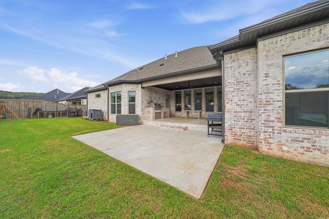 1505 Southwinds Drive, Conway, AR 72034