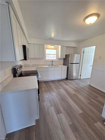 5629 Hearth DR, Virginia Beach, VA 23464