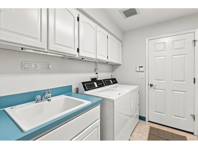 4700 Nw 139TH Loop, Vancouver, WA 98685