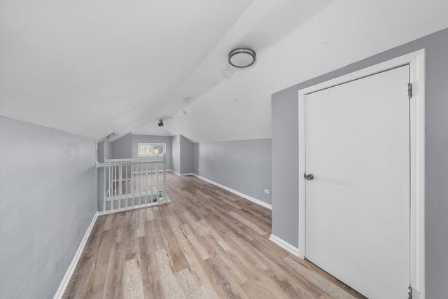 7643 S Paxton Avenue, Chicago, IL 60649
