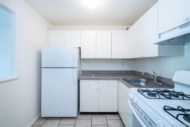125 Lake Street 7-L North, White Plains, NY 10604