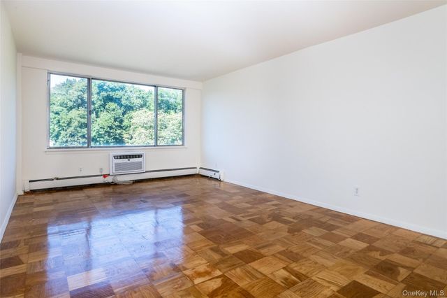 125 Lake Street 7-L North, White Plains, NY 10604