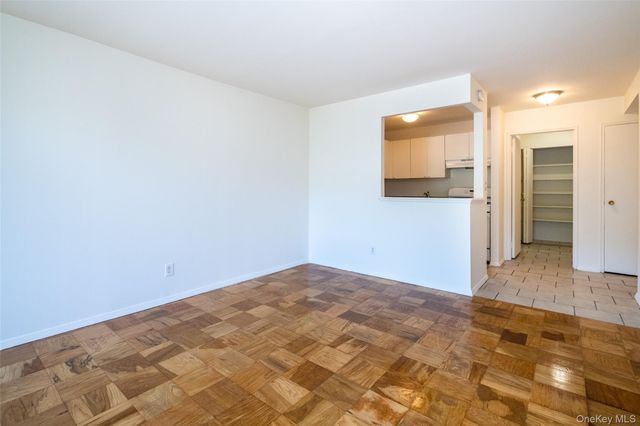 125 Lake Street 7-L North, White Plains, NY 10604