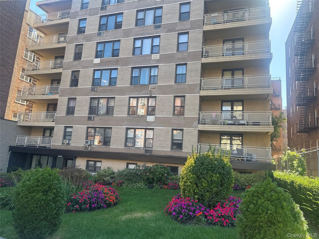 6550 Wetherole Street 2D, Rego Park, NY 11374 — photo 3