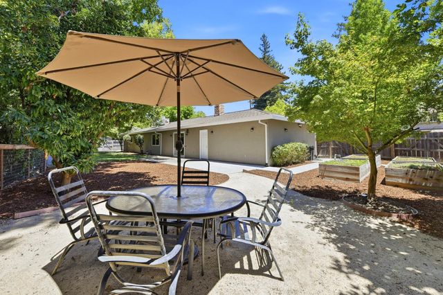 4531 Las Encinitas Dr, Fair Oaks, CA 95628