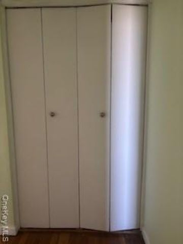 211-35 23rd Avenue 5J, Bayside, NY 11360