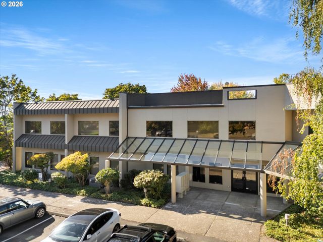 13370 Nw WESTLAWN Ter, Portland, OR 97229
