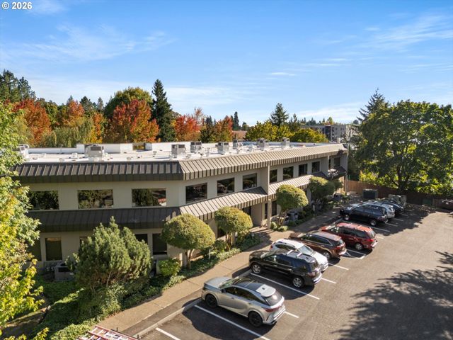 13370 Nw WESTLAWN Ter, Portland, OR 97229