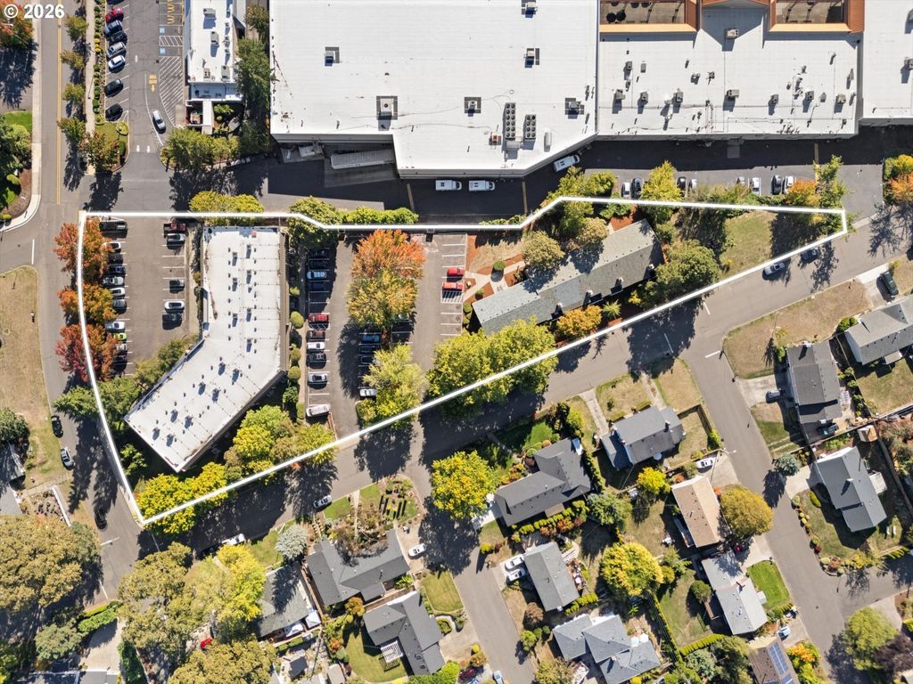13370 Nw WESTLAWN Ter, Portland, OR 97229