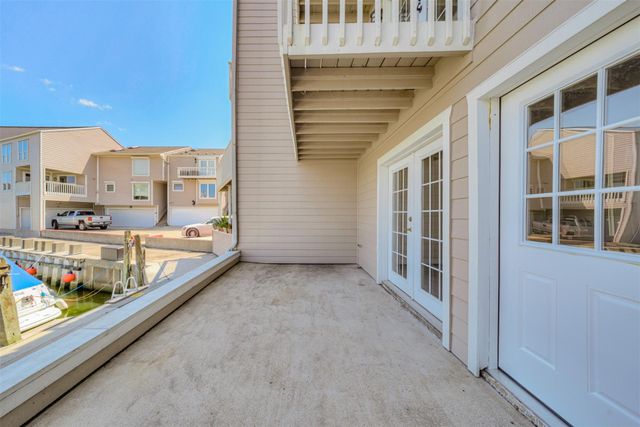 13 Mariner Village Drive, Seabrook, TX 77586