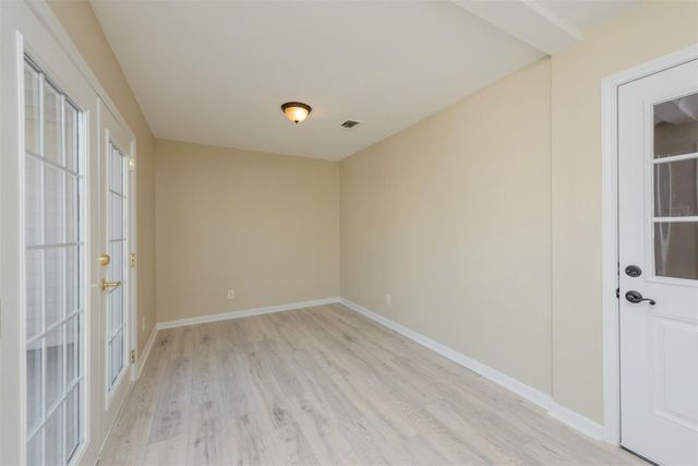13 Mariner Village Drive, Seabrook, TX 77586