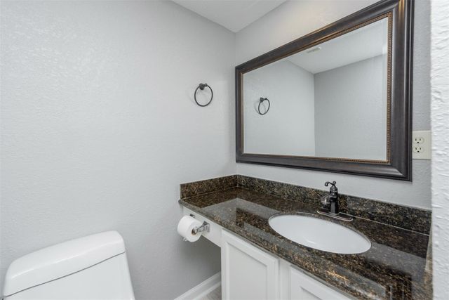 13 Mariner Village Drive, Seabrook, TX 77586