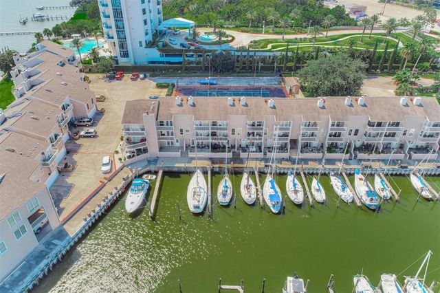 13 Mariner Village Drive, Seabrook, TX 77586