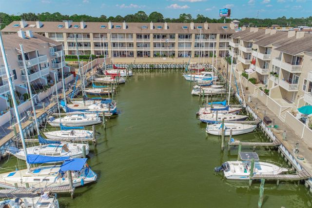 13 Mariner Village Drive, Seabrook, TX 77586