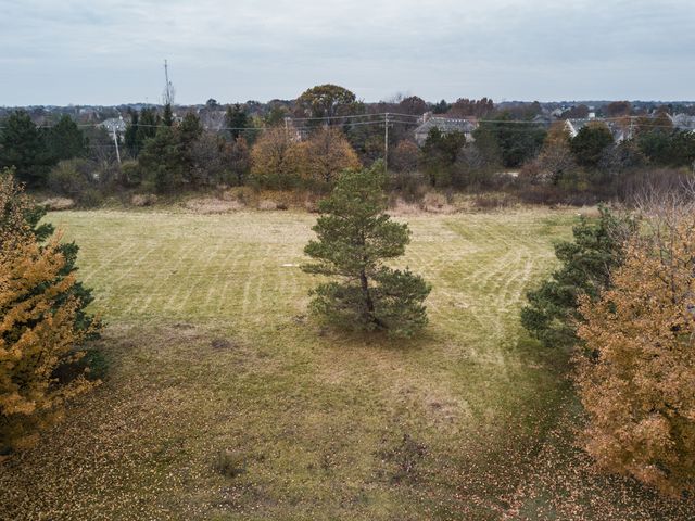 21601 W Hampshire Place, Mundelein, IL 60060